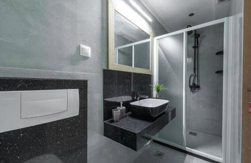 Villa Ragusea With a Private Beach - Photo 55