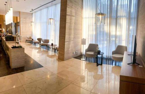 FLAT EXCLUSIVO DENTRO DO HOTEL RAMADÃ - Eixo Monumental - Foto 7