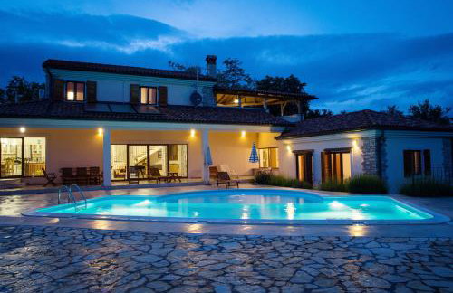Charming Villa near Žminj with Private Pool - Foto 1