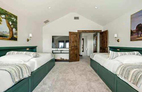 Lake Travis Luxe Villa - 4BR, Pickleball & BBQ - Foto 27