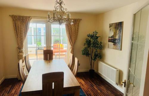 Detached 4 Bed Family Home - Foto 32