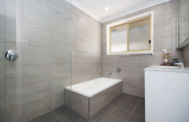 Kailani Beach House - Photo 11