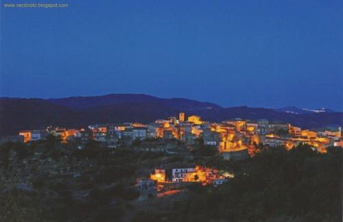 Residenza Marconi - Appartamento nel centro di Verzino - Photo 1