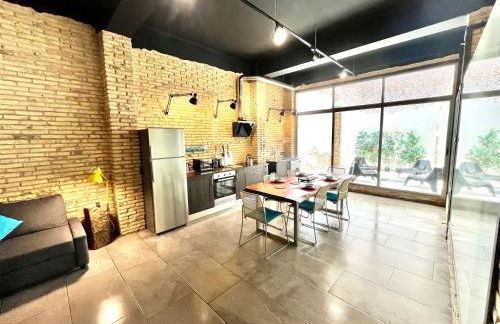 IY Loft 4 - Open Plan Garage Style - Up to 4 people - Foto 11