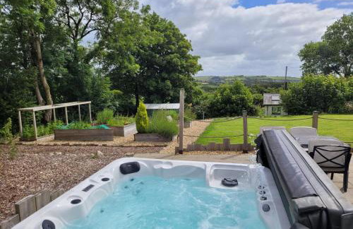 Brondini View Cabin (Private Garden and Hot Tub) - Foto 13