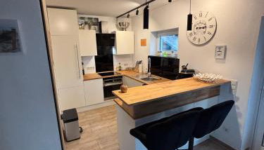 Einmaliger Ausblick und tolles Ambiente - Foto 2