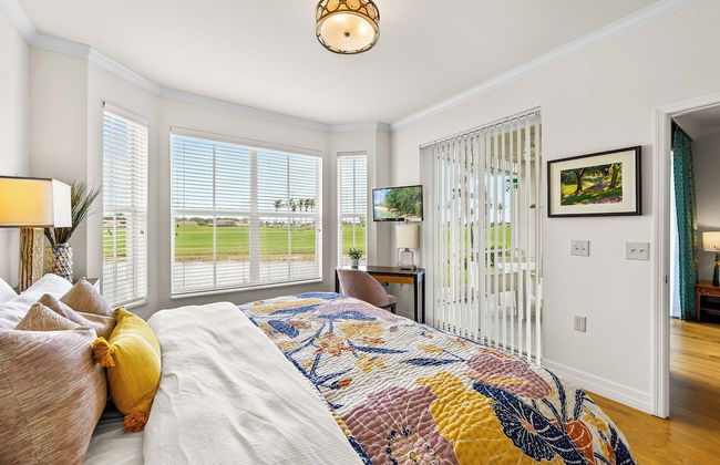 Catina Vacation Rental: Bright 2-BR Condo with Lake Views. Located in Lely Resort with Pool, Hot Tub, and Golf Access. Ideal for Golfers and Beachgoers, Minutes from Naples and Marco Island - Foto 5