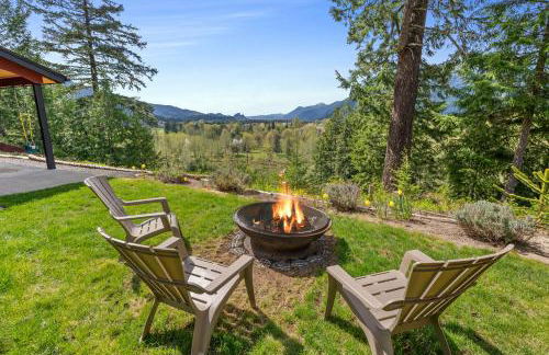 Hike, Fish, Hunt and Ski Secluded Cascades Cabin! - Photo 1