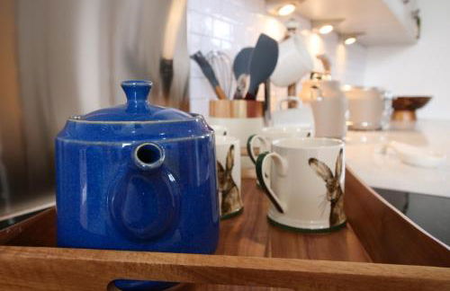 Apartment 11 Bluebridge with Free Parking - Photo 19