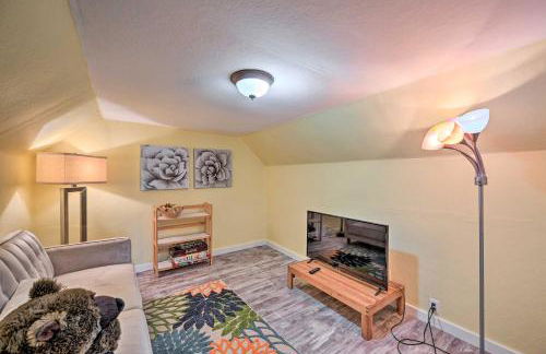 Near I-405 and 1 Mi to Dtwn! Kirkland Family Home - Foto 27