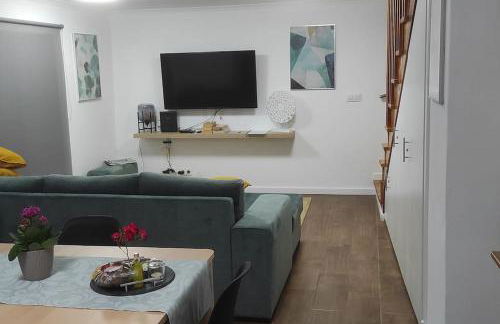 CASA GIRASSOL " uma Janela para o Nascer do Sol " - Foto 68