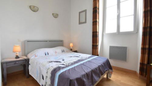 Holiday Home in Crux-la-Ville near Lake - Foto 2