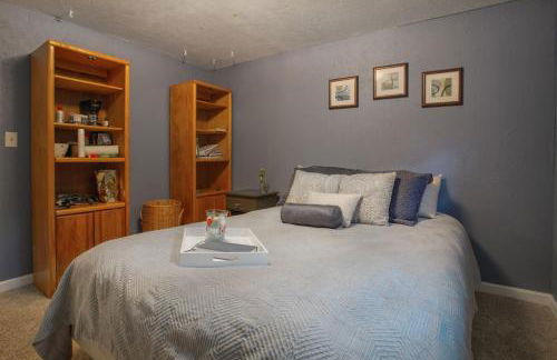 5 bedroom, 7 beds, 3 bath - Sleeps 12, Great for Families - Photo 42