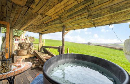 Cosy rustic cabin with hot tub and country views - Foto 40
