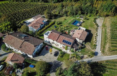 ROSTAGNI1834: VILLA WITH 2 APTS AND POOL IN THE BAROLO REGION - Foto 6