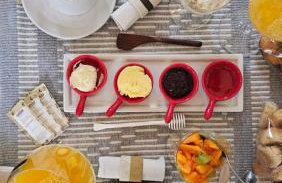 Chalé LuNê Vista para a Montanha , Banheira Imersão Externa e Lareira - Foto 16