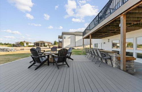 Lakefront Mansion!Close to SAC&Mahoney State Park! - Foto 35