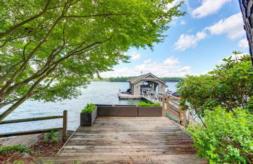 Waterfront Escape on Blue Ridge Lake with Dock! - Foto 39