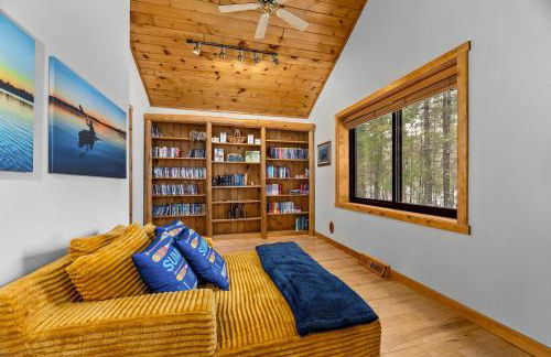 LogLand Lakehouse in Arbor Vitae WI - Foto 14