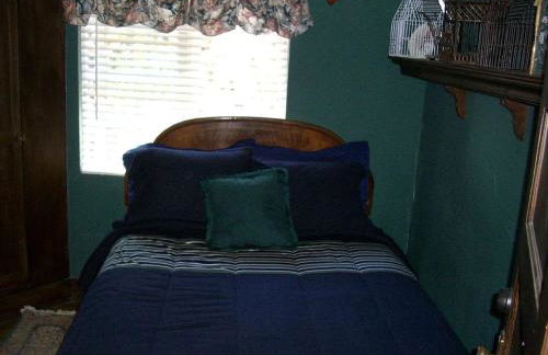 Grand Rustic Cabin Rental with Private Hot Tub near Escondido, California - Foto 18