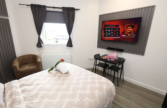 VR Apartments - Photo 25