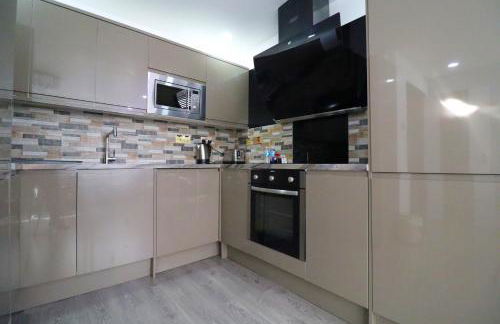 Queen Stay Apartments - Foto 106