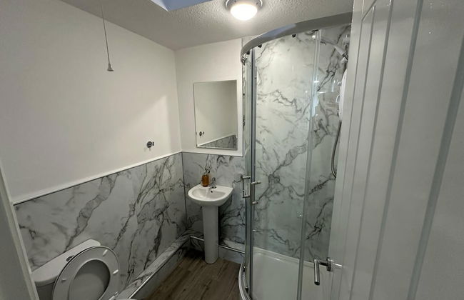 Beautiful 2-bed Apartment in Birmingham - Photo 6