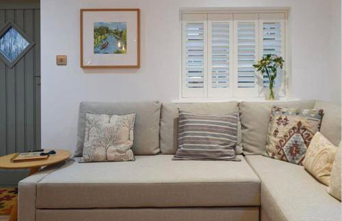 The Snug Entire home Sleeps 2, Stratford upon Avon - Photo 4