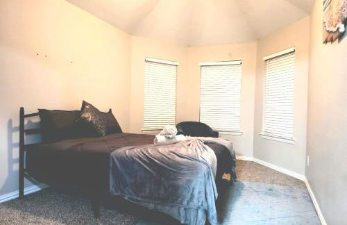 3BR 2BATH Home Near I-30 Royse City TX - Photo 20