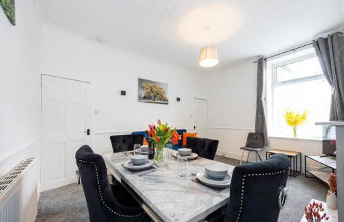 Cosy Four Bedroom Terrace Rishton - Foto 9