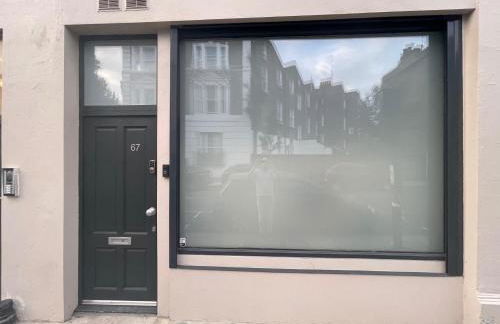 Unique Luxury Home in the heart of London. Air conditioned with private garden - Photo 18