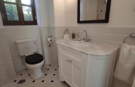 Marietta's House - Photo 30