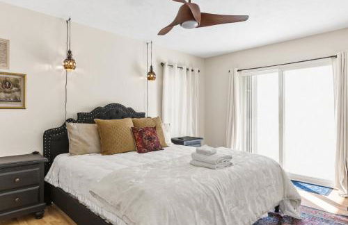 Bombastic Home - Steps to Beach - GameRm - Hot Tub - Pet Friendly - Foto 18