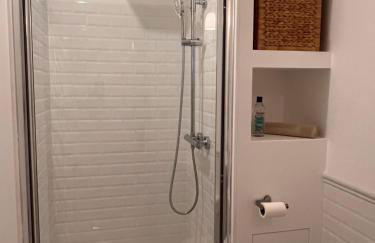 Appartement calme avec balcon hyper centre Avallon et petit dej offert - Foto 12