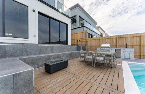 Waterfront Home with Pool Spacious Bay , Sleeps 16 - Foto 104