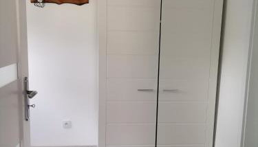 Apartament DWA DĘBY - Foto 2, wardrobe