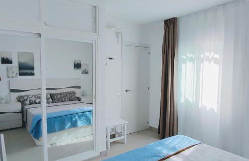 Red Hibiscus Corralejo iRent Fuerteventura - Photo 6