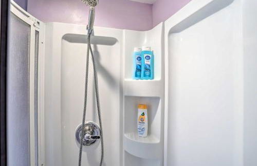 Suburban Home with Backyard Patio Less Than 7 Miles to Dtwn! - Foto 21