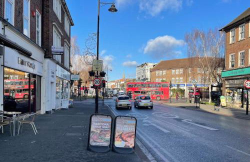 One-Bedroom flat in Cheam Village - Foto 19