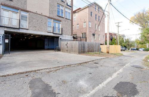 Lipstick & Boots 10 min to Broadway, Music Row, Fun - Foto 39