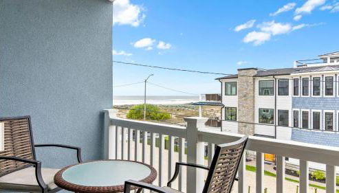 Cozy 1BR w Ocean Views & Parking - OCNJ - Foto 2