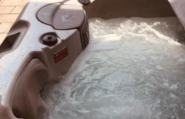 Altes Gewölbe mit Sauna und Whirlpool im Außenbereich - Foto 12