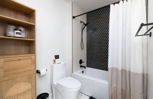 Lone Star Luxe - Heated Pool - Game room - Mini-Golf & Bar - Foto 33