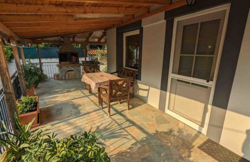 Lemon Tree - Photo 5