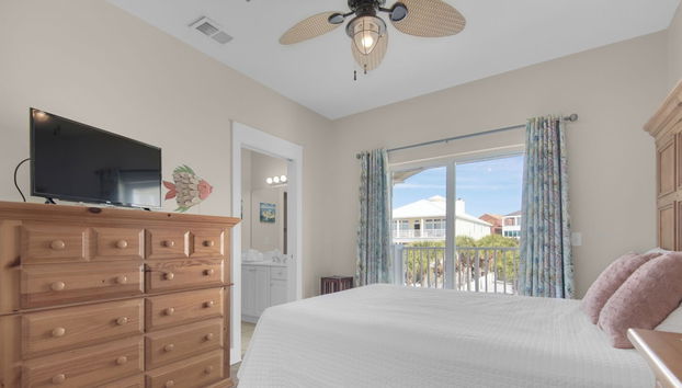 Gulf Front in the Heart of Seagrove ~ Sweeping Views ~ Pool ~ Sleeps 8 - Foto 4, Habitación