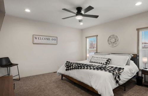 New Bear Lake Home with Beautiful Fall Views - Photo 29