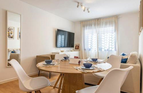 SOLIS MARE APARTMENTS - Pedregalejo Beach - Photo 6