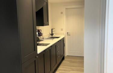 THE ARCHERS - Photo 10