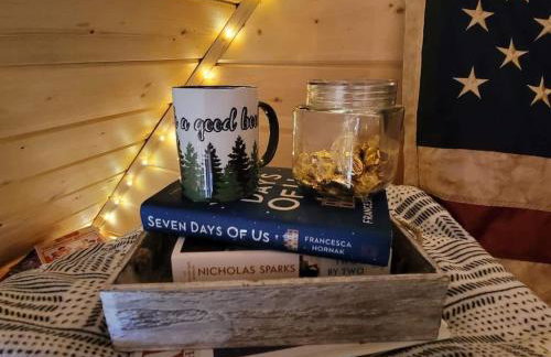 Treehouse Place at Deer Ridge Ole Mill - Foto 19