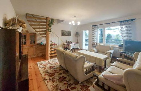 Awesome Home In Stezyca With Wifi - Photo 3